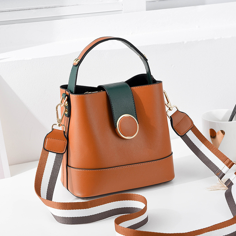 Temperament wide shoulder strap packet all-match handbag